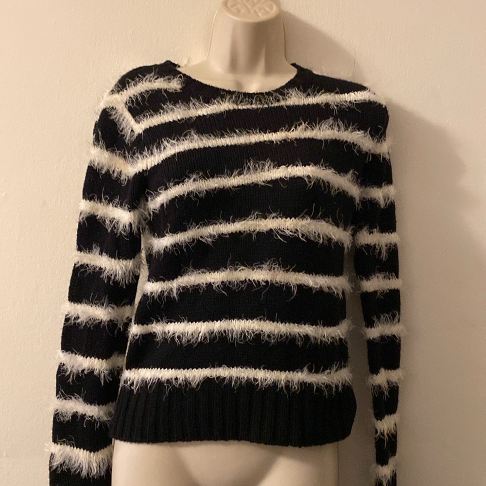 Grane Black/White Feathers Striped Crewneck XL -Fits Medium HP 1/25